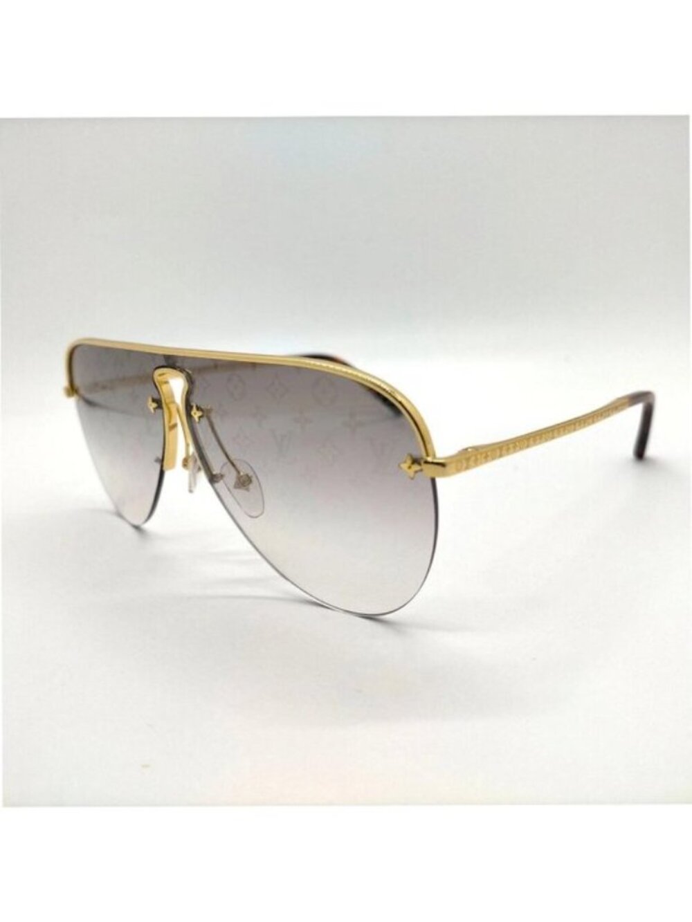 Authentic Louis Vuitton Attitude Pilot Sunglasses Gold Frame Gray Monogram Lens - Picture 2 of 10
